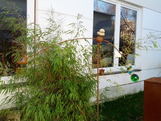 Rust garden stake, wind chime