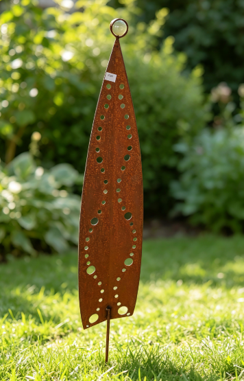 Edelrost Gartenstecker mit Glaskugel, 100 cm hoch