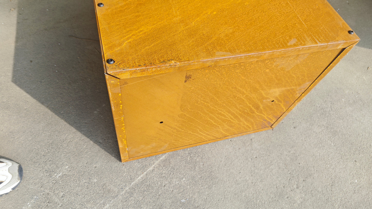 Edelrost Blumentopf aus Metall , 1mm ，Länge 50 cm, Breite 40 cm