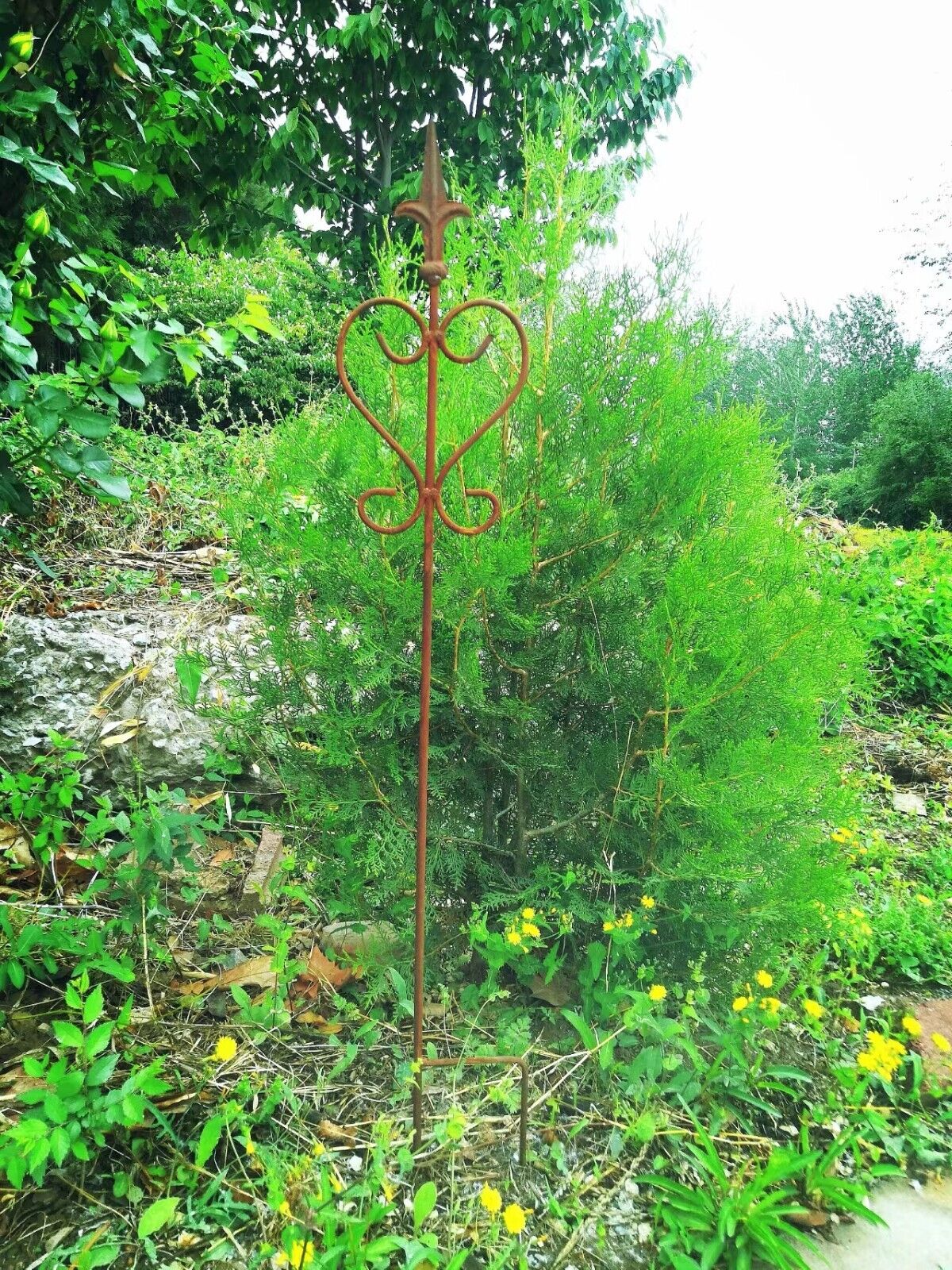 Garden stake decorative iron trellis bed stake trellis rod rust metal W15cm