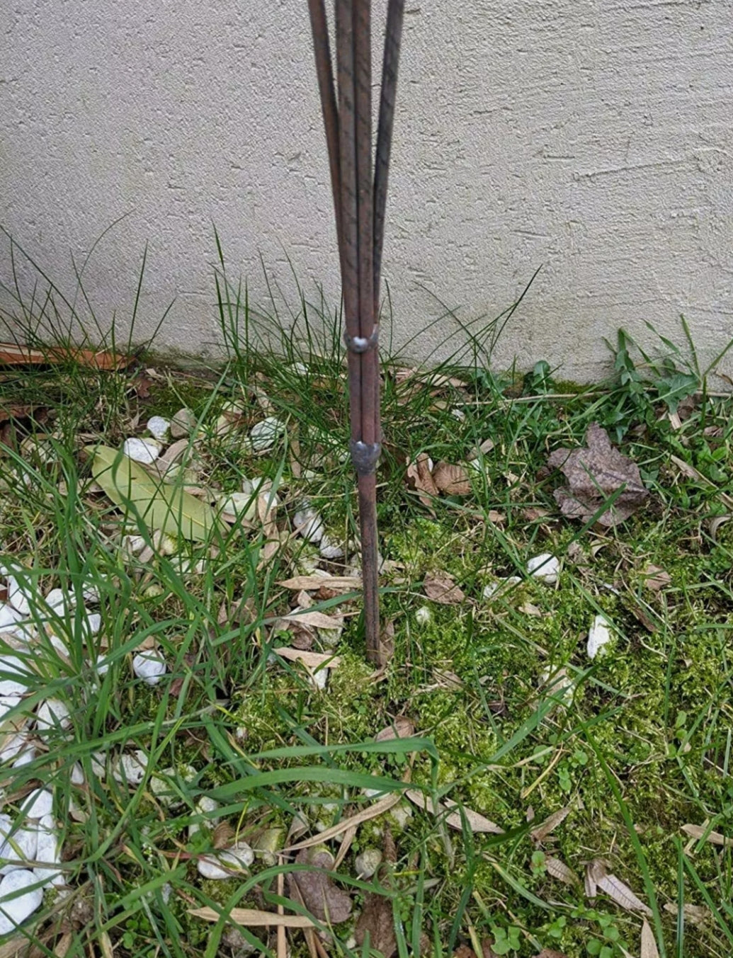 Rust garden stake made of metal with glass ball glass decoration 031920 H110