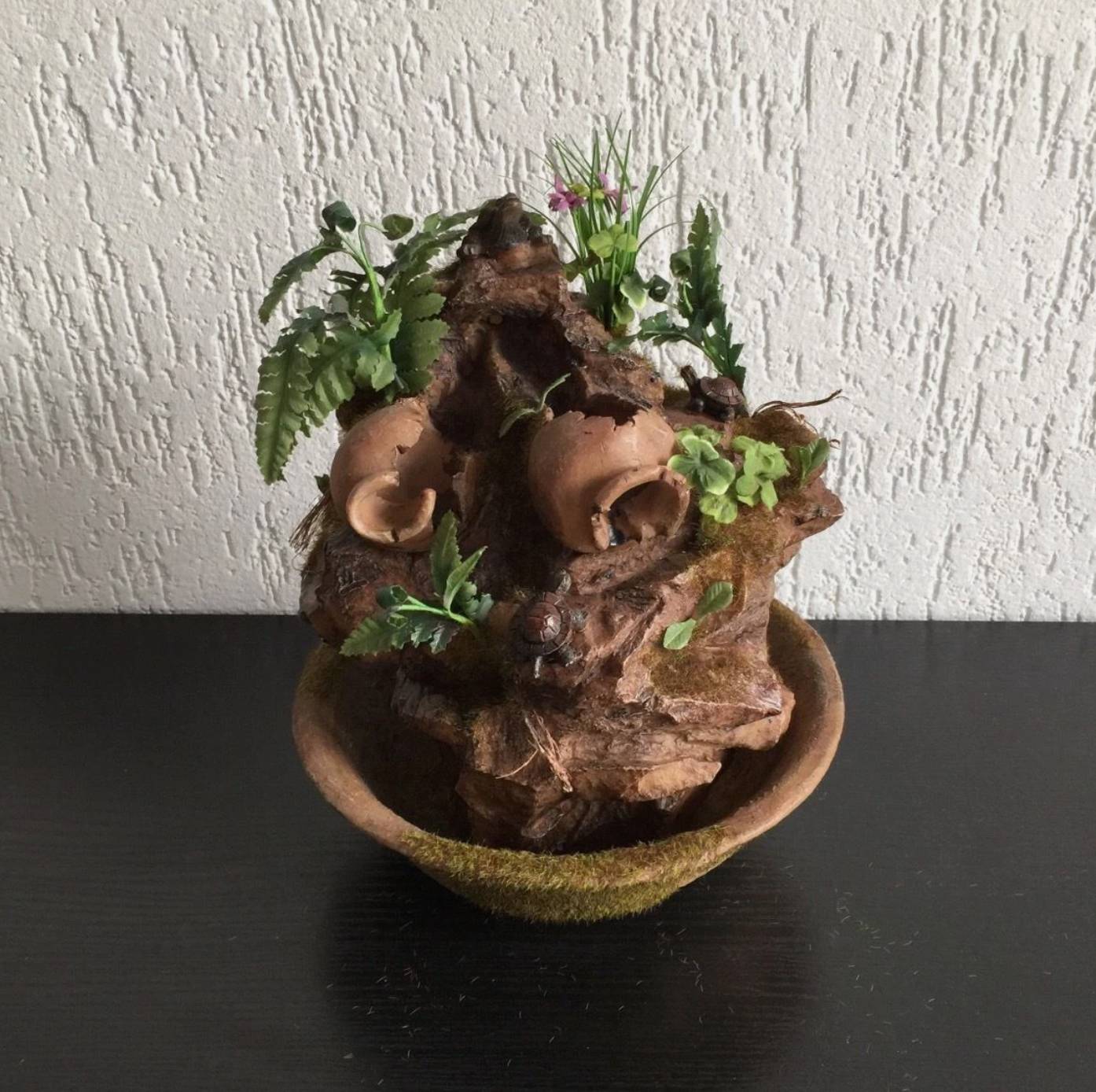 Zimmerbrunnen,Gartenbrunnen,Bonsai Brunnen Mit Pumpe 23x23x27cm, Nr.214S