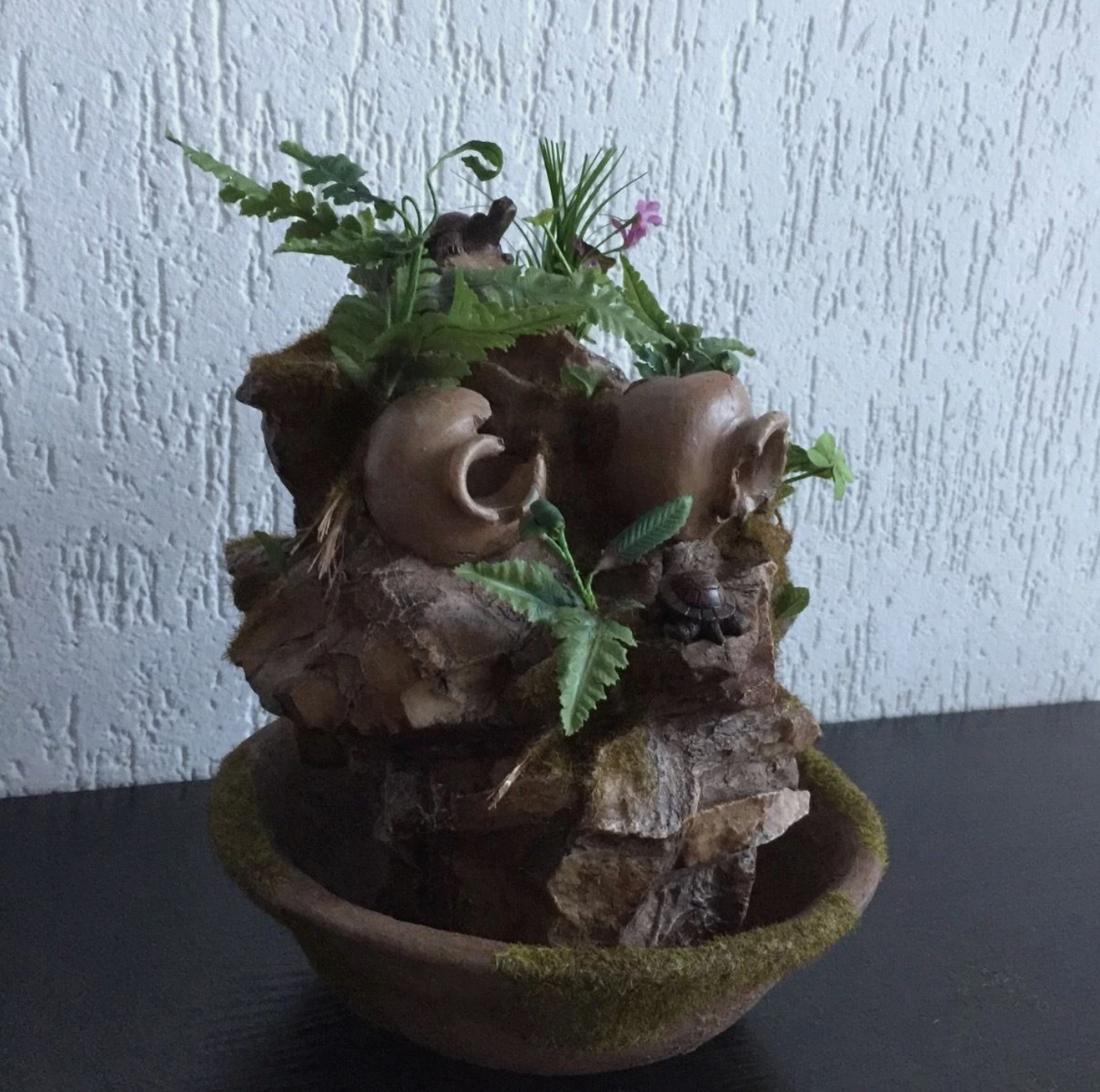 Zimmerbrunnen,Gartenbrunnen,Bonsai Brunnen Mit Pumpe 23x23x27cm, Nr.214S
