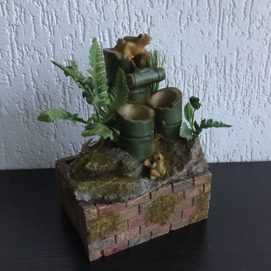 Zimmerbrunnen Gartenbrunnen Bonsai Brunnen Frosch Mit Pumpe 13x17x23 cm
