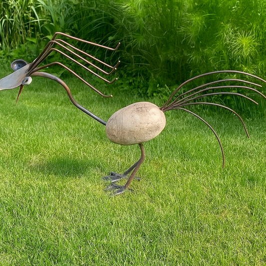 Vogel aus  Naturstein,  Gartendeko, Höhe 44cm , Handarbeit , 029025