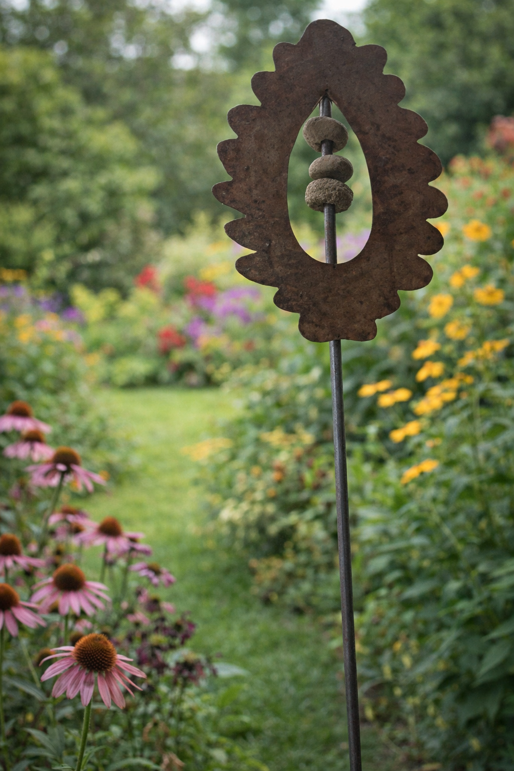 Die einzige ！Edelrost Gartenstecker，Blätter  , Höhe 125 cm， aus Metall ,Stein