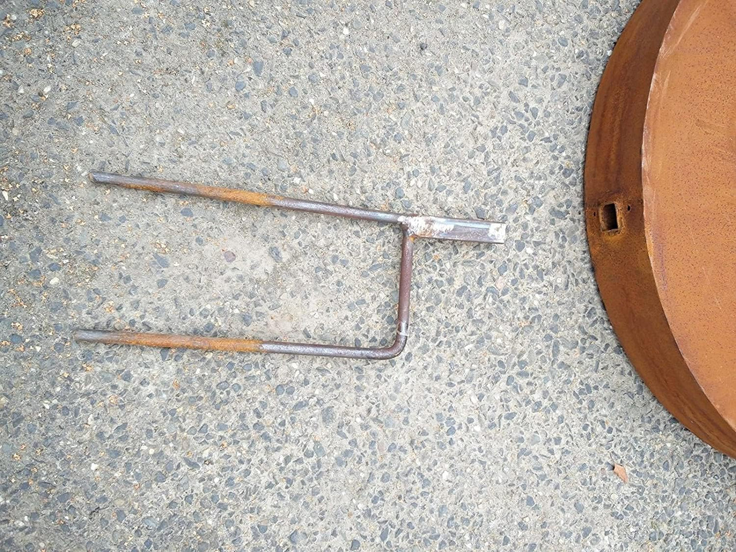 Noble rust garden figure, garden stake, rusty iron plate plus stainless steel material, set of two, 75*5 and 55*5cm, 032127-1,-2