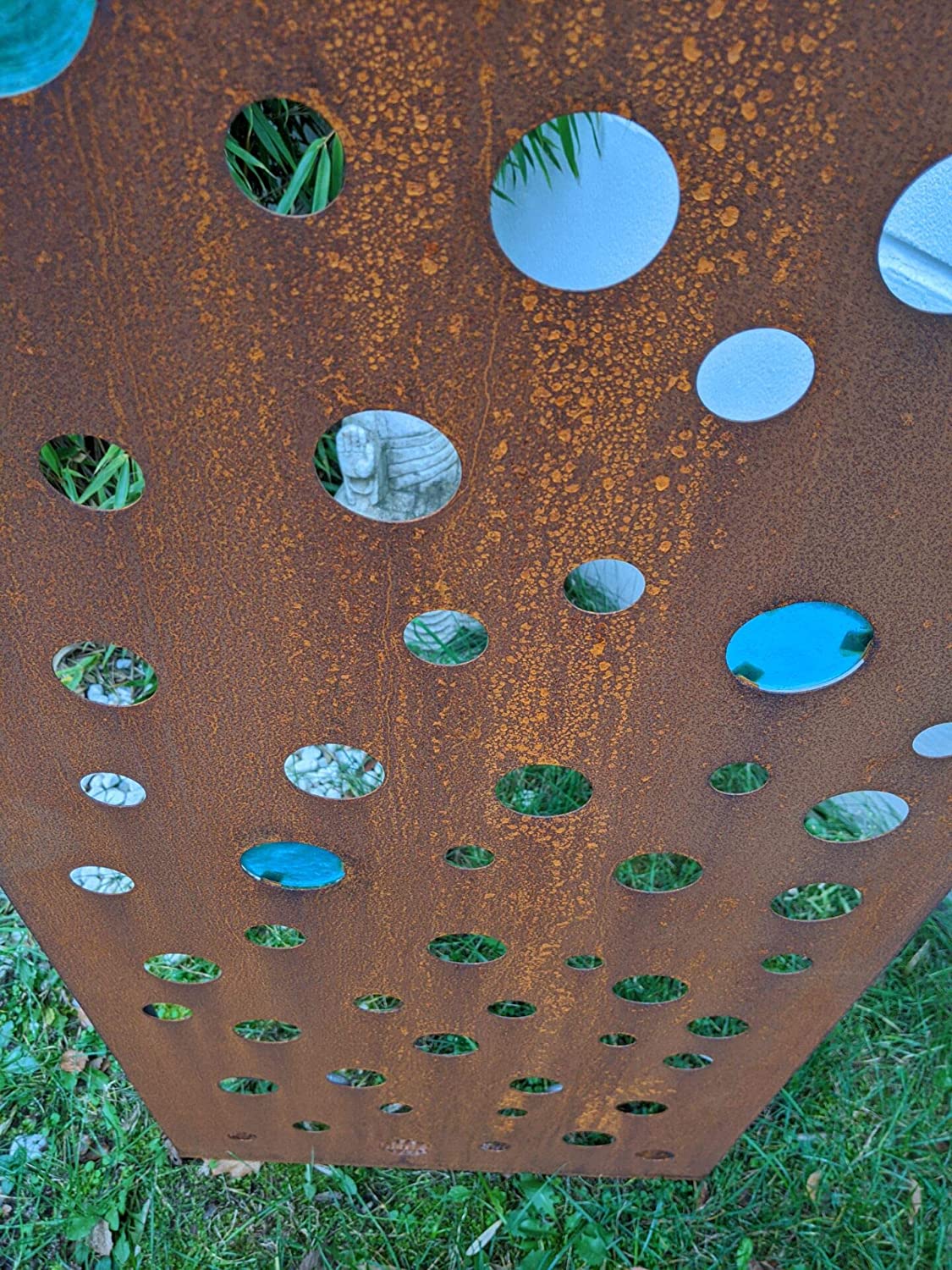 Patina garden privacy screen made of metal 1mm rust