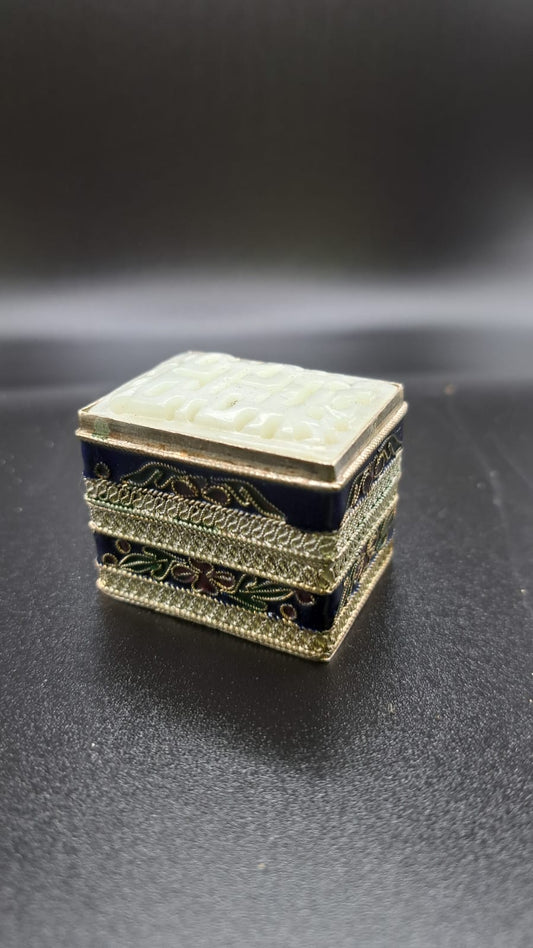 Silver plated cloisonné lidded box-China, jade carving jewelry box 4x3x3cm A2-4