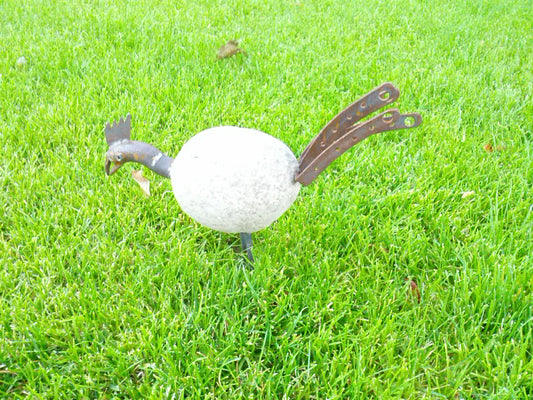 Garden bird, natural stone, garden decoration,