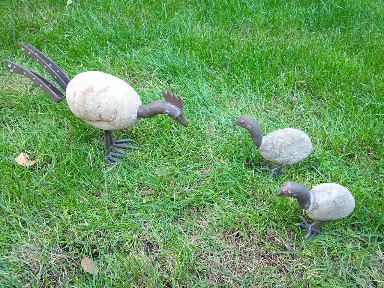 Gartendeko Vogel aus Naturstein