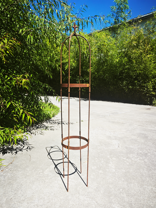 Edelrost Rankhilfe Rosensäule Rankgitter Rosengestell Rankturm Rosenbogen