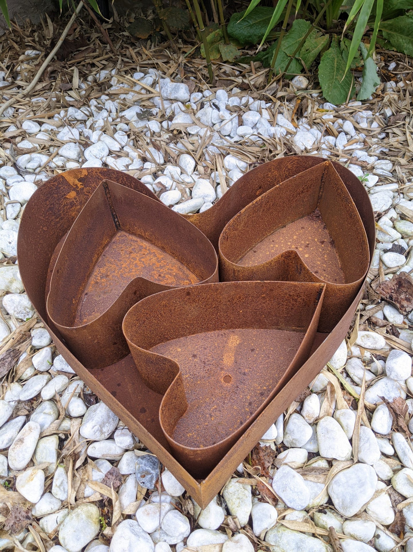 4 pcs in set rust garden flowerpot metal rust heart 032143,