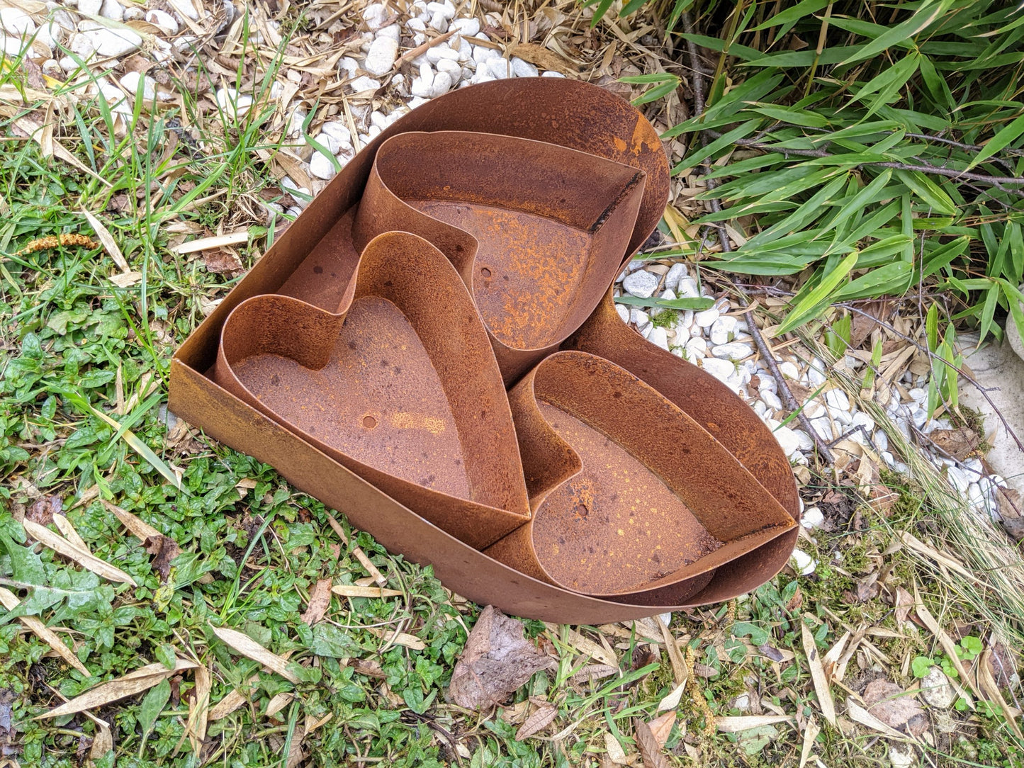 4 pcs in set rust garden flowerpot metal rust heart 032143,