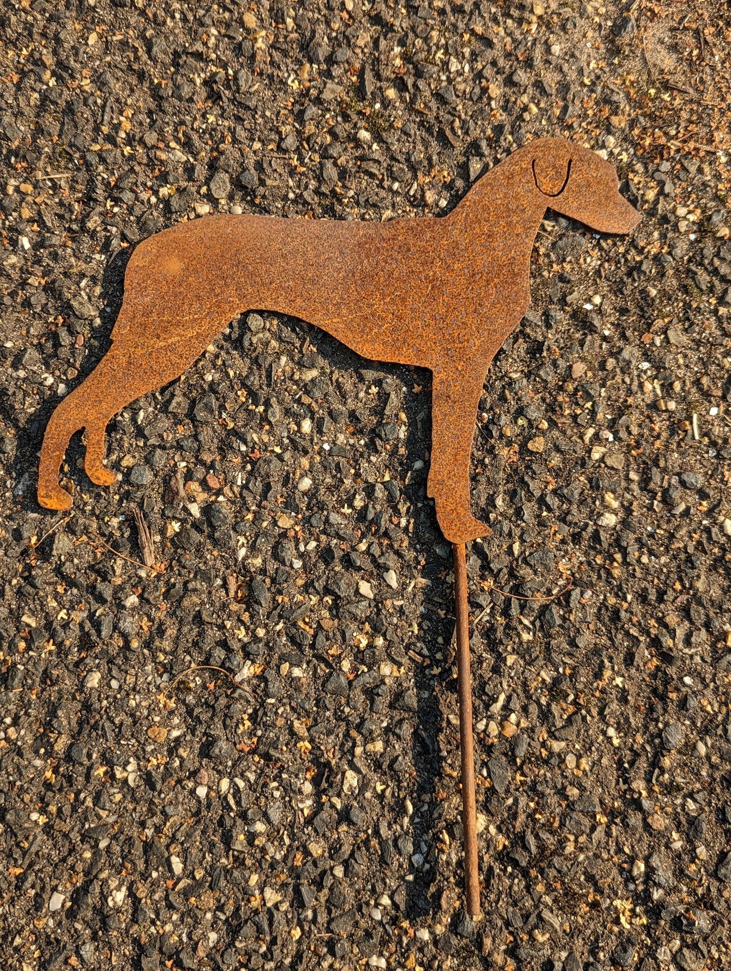 Noble rust garden dog, garden stake dog, rust, garden figures, garden decoration