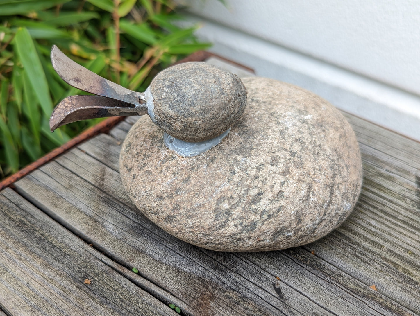 Garden bird, natural stone, garden decoration,