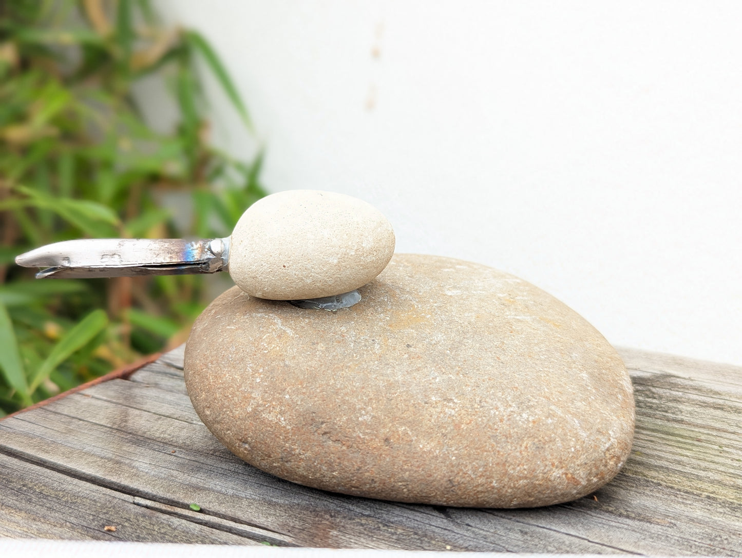 Garden bird, natural stone, garden decoration,