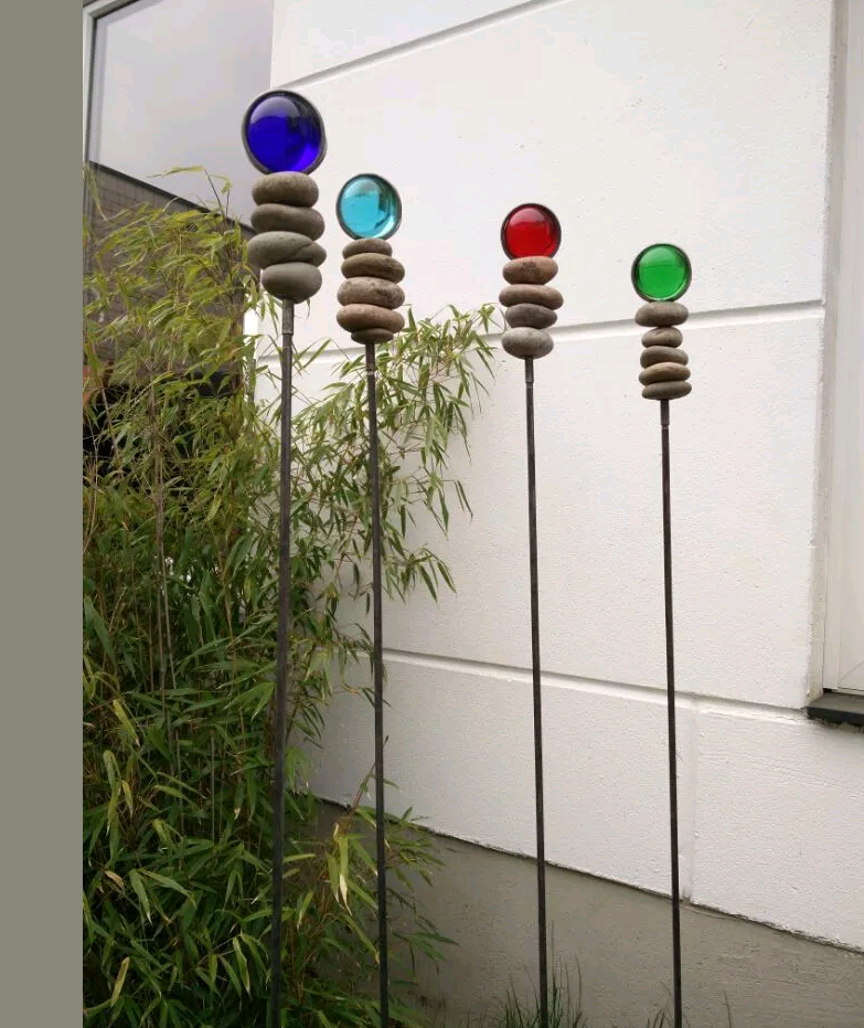 Noble rust garden stake rust flower bed stake garden glass ball glass decoration 117*6 cm metal