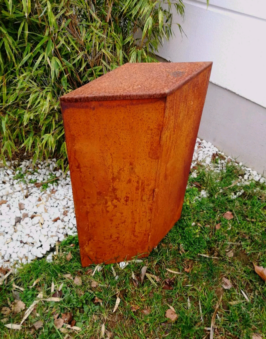 Garden Patina Foldable Stand Cone Rust H50*46*18 cm 1.2mm material