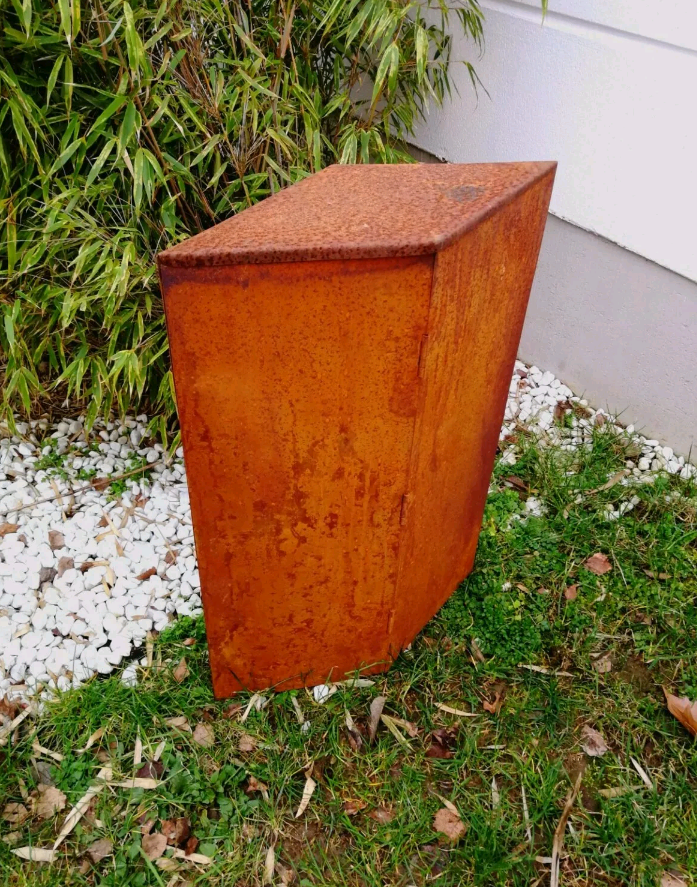 Garden Patina Foldable Stand Cone Rust H70*46*20 cm 1.2mm material