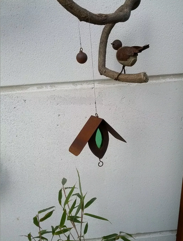 Birdhouse bird station bird feeder, garden decoration, metal, glass, rust, decoration