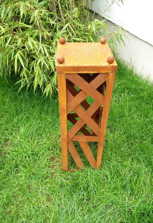 Garden column rust rust flower column garden decoration rust column