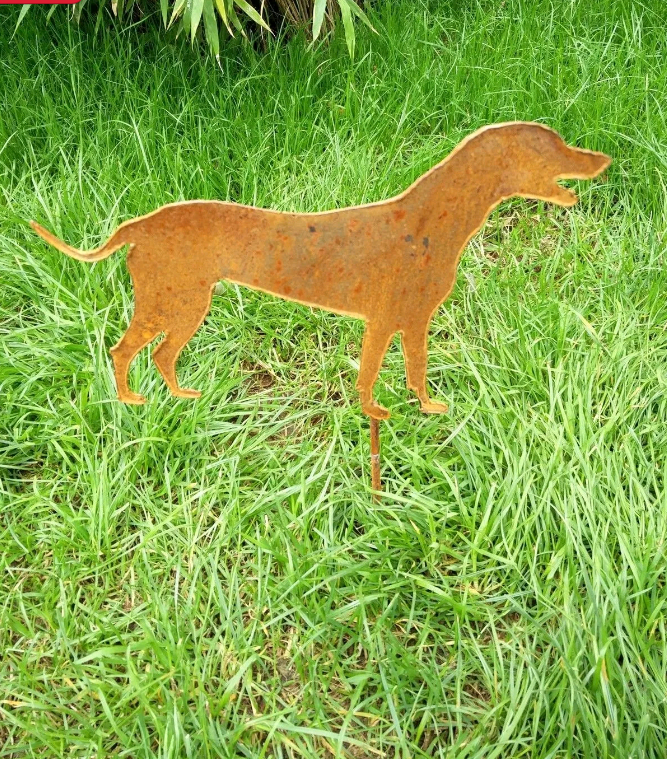 Noble rust garden dog, garden stake dog, rust, garden figures, garden decoration