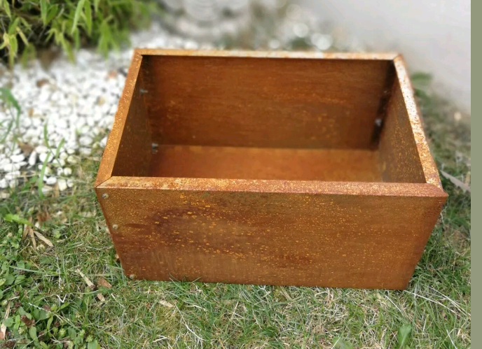 Garden Flower Pots Plant Bowl Rust Planter Garden Bowl Rectangular Cube