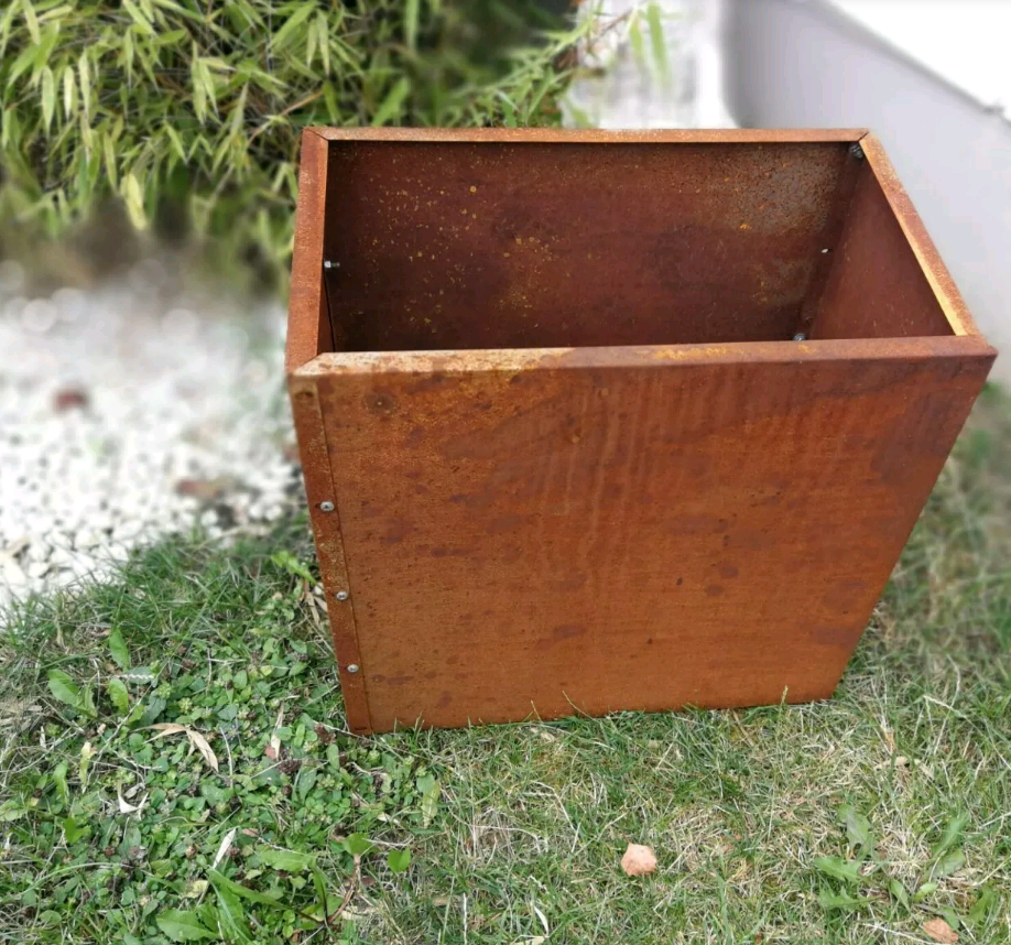 Garden Flower Pots Plant Bowl Rust Planter Garden Bowl Rectangular Cube