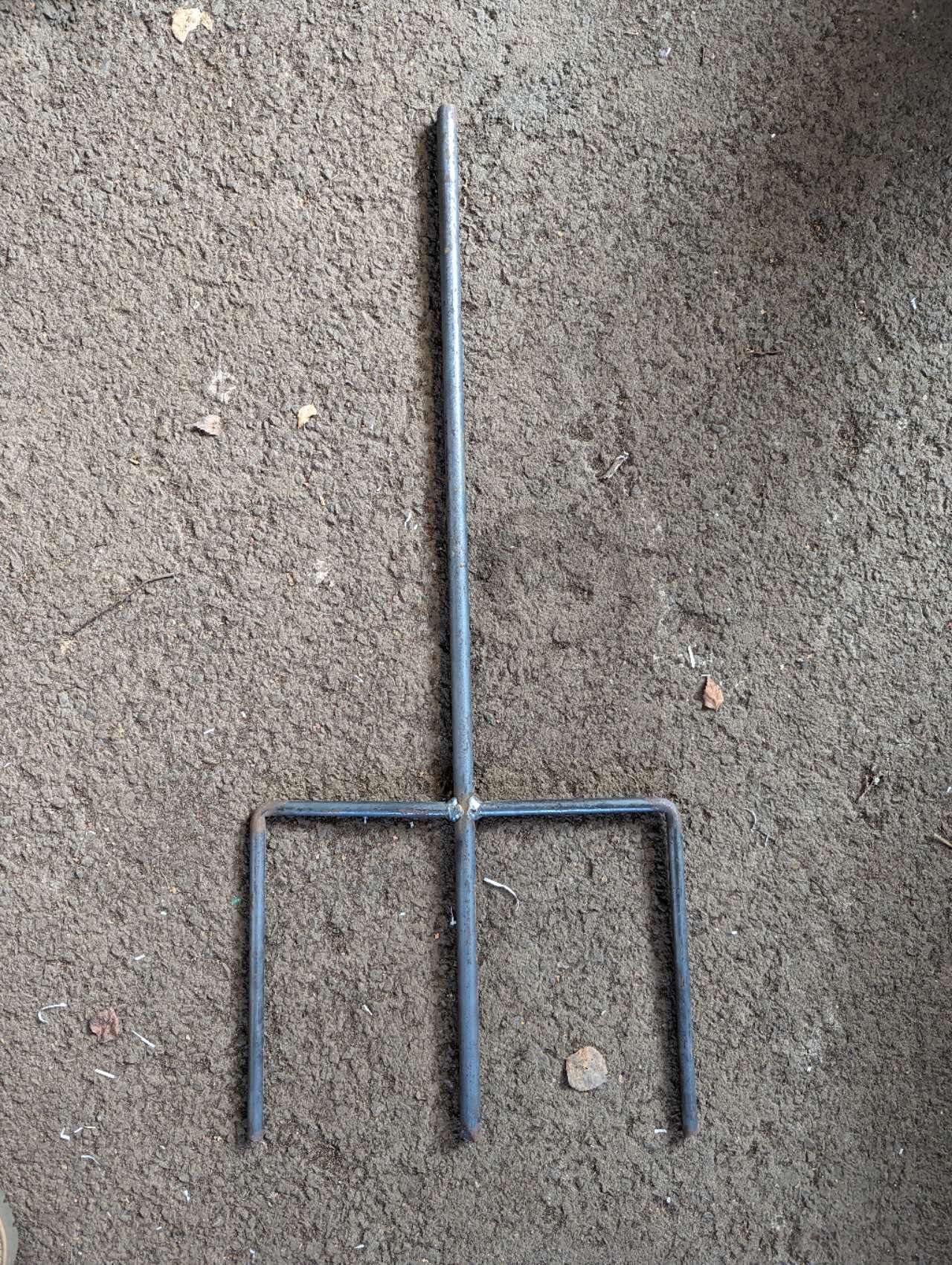 Pfostenfuß für Zaunpfahl ,Erdanker für Sichtschutzwand aus Metall 032331