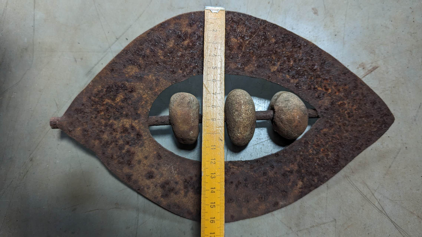 Die einzige ！Edelrost Gartenstecker，Blätter  , Höhe 125 cm， aus Metall ,Stein