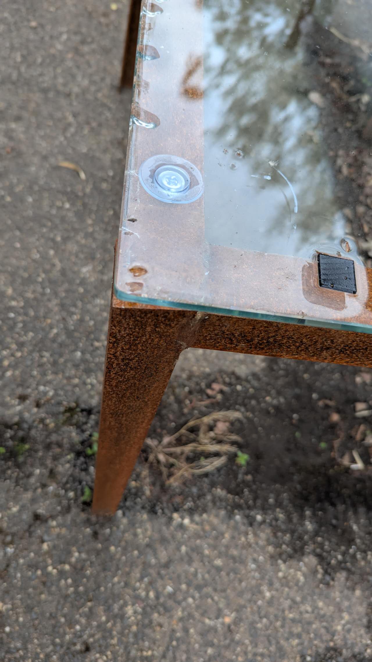 Garten Tisch , aus Metall , massiv Stahl, Rost 115/ 78/74cm