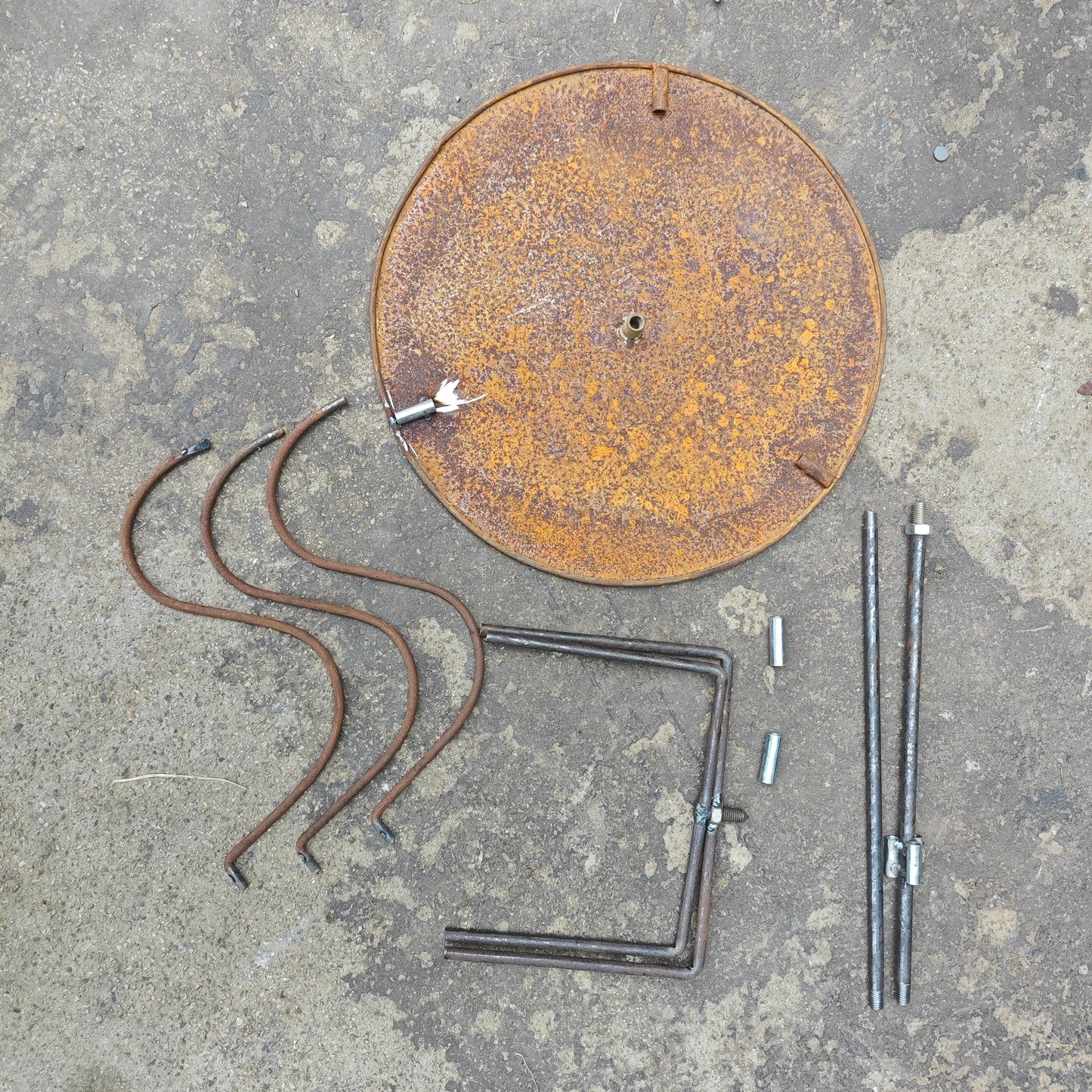 Gartentisch zum Einstecken für Garten und Terrasse, freistehender Stecktisch ,Höhe 91cm