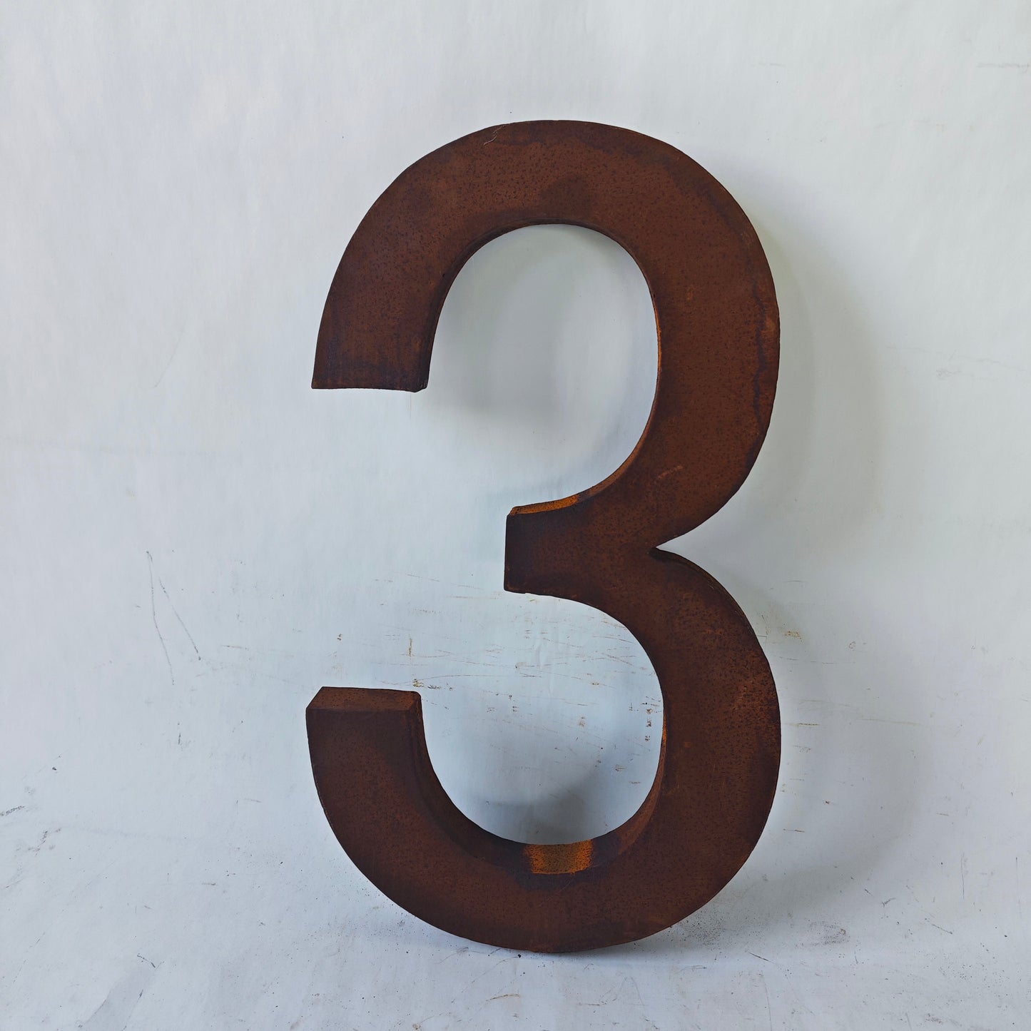 Rusty metal house number rust garden stake H40cm, 032062